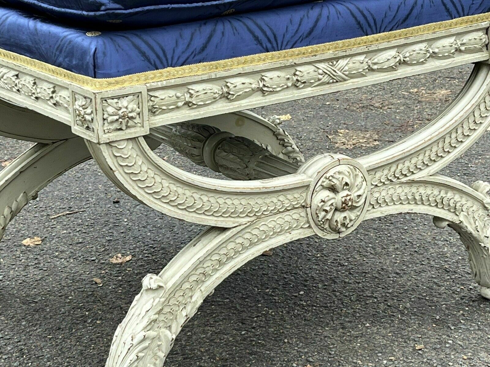 photo furniture Country Home Stool / Seat, Carved Frame, Lift Of Cushion