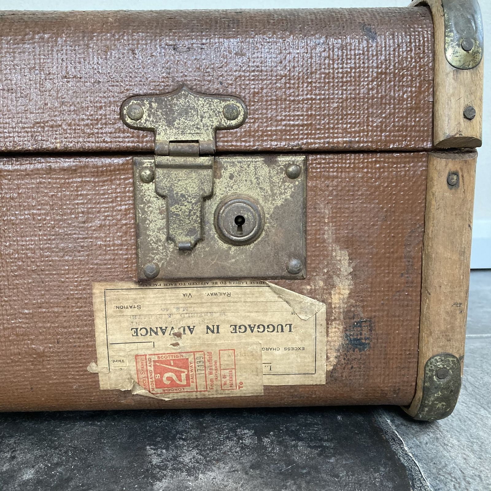 Characterful Antique Bentwood Steamer Trunk / Suitcase / Luggage / Travel Shop Display photo Furniture