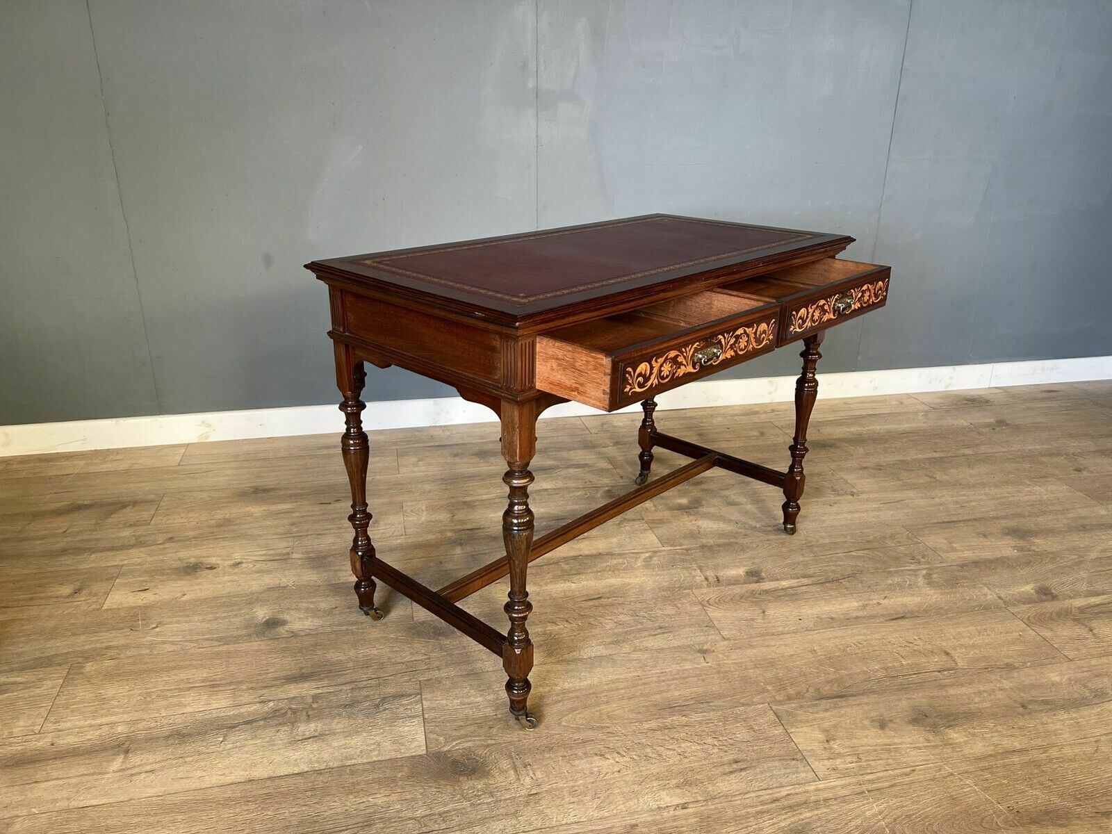 Late Victorian Inlaid Mahogany Gillows Of Lancaster Desk photo for sale