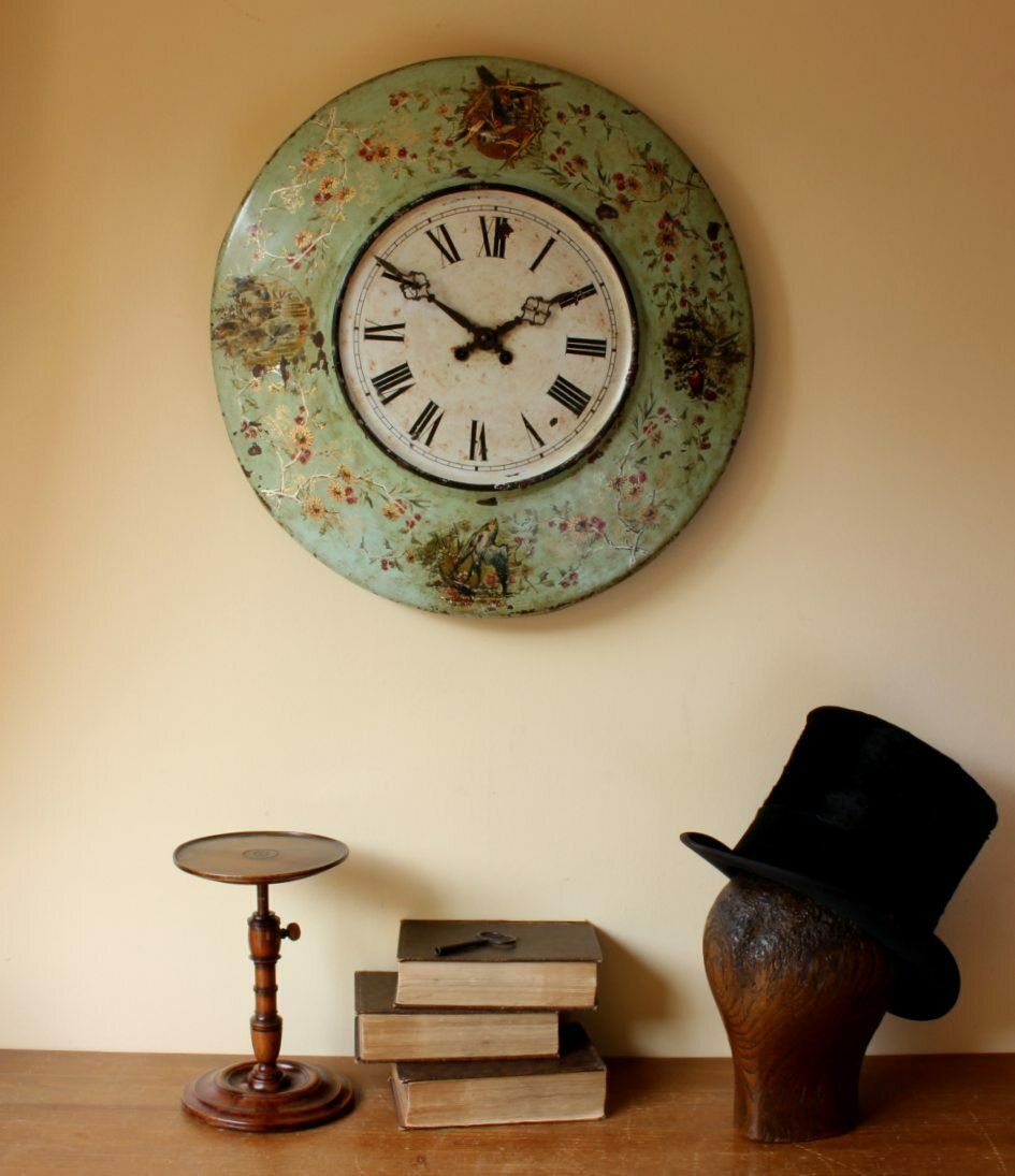 French Aesthetic Toleware Wall Clock. Large Green Metal Country House. photo Home Decor