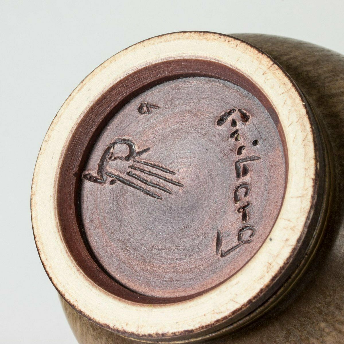 Brown Stoneware Vase By Berndt Friberg From Gustavsberg, 1950s photo vinterior