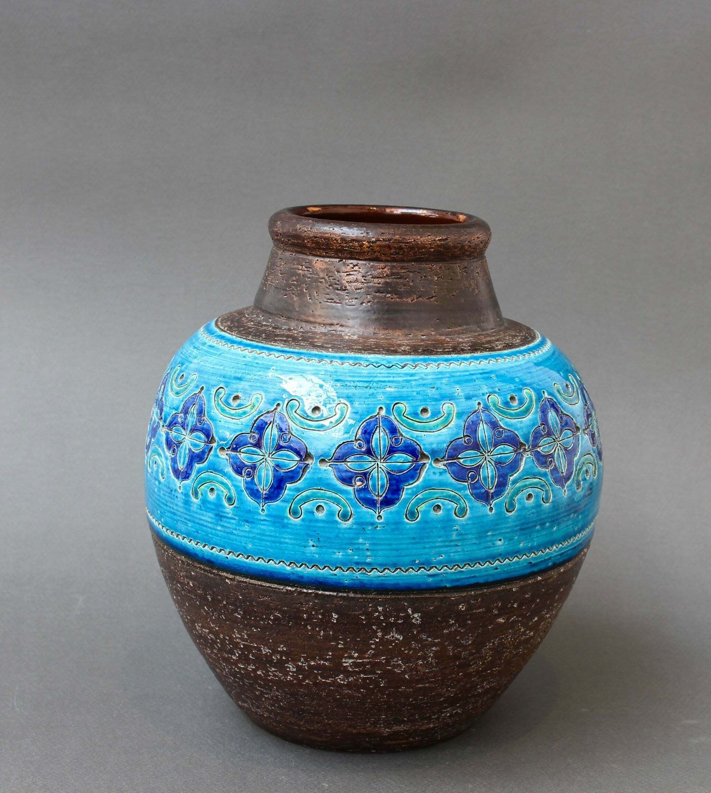 Mid Century Italian Ceramic Vase By Aldo Londi For Bitossi   'Arabesque' (Circa 1960s) photo for sale