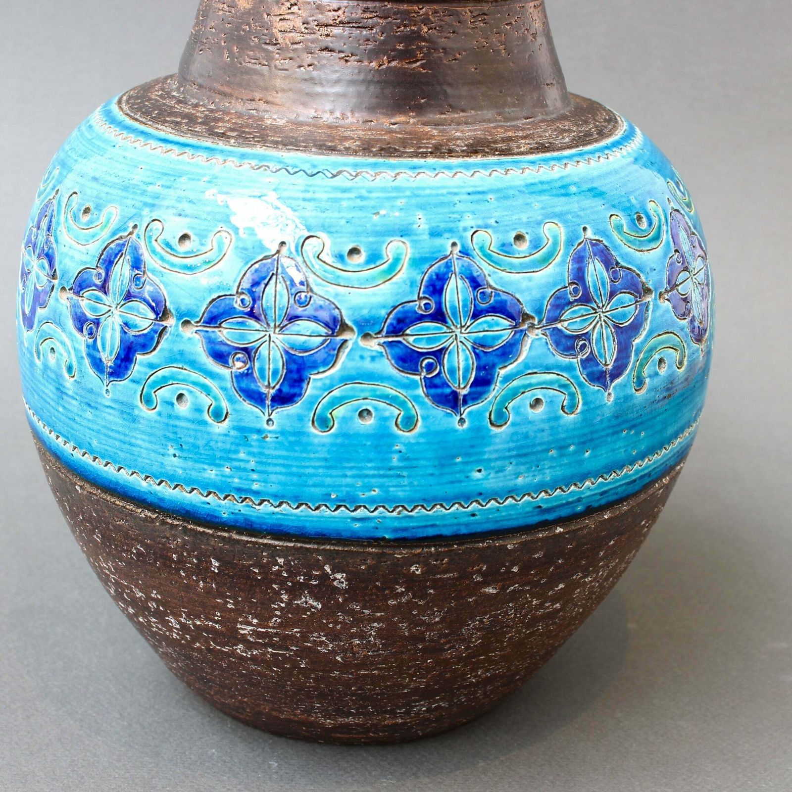 Home Decor Mid Century Italian Ceramic Vase By Aldo Londi For Bitossi   'Arabesque' (Circa 1960s) photo