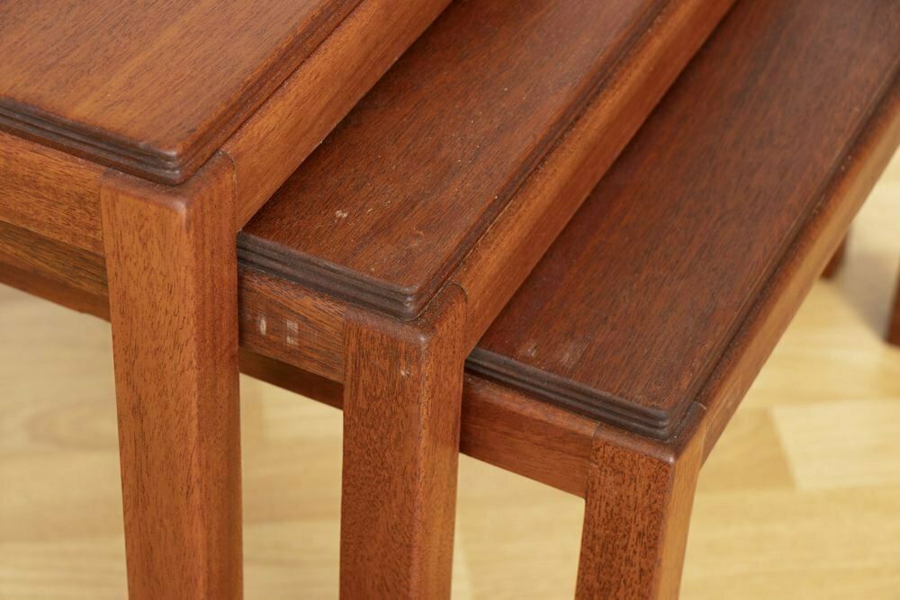 Midcentury Mahogany Nesting Tables By Gordon Russell C.1960s photo vinterior