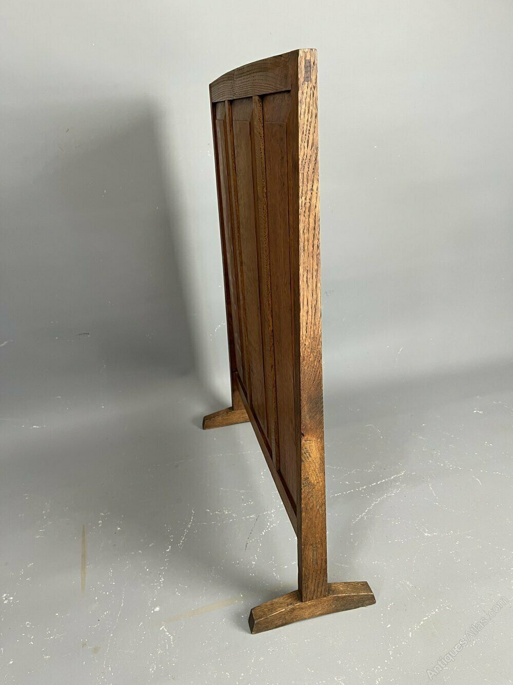 Cotswold School Oak Fire Screen photo Home Fixtures