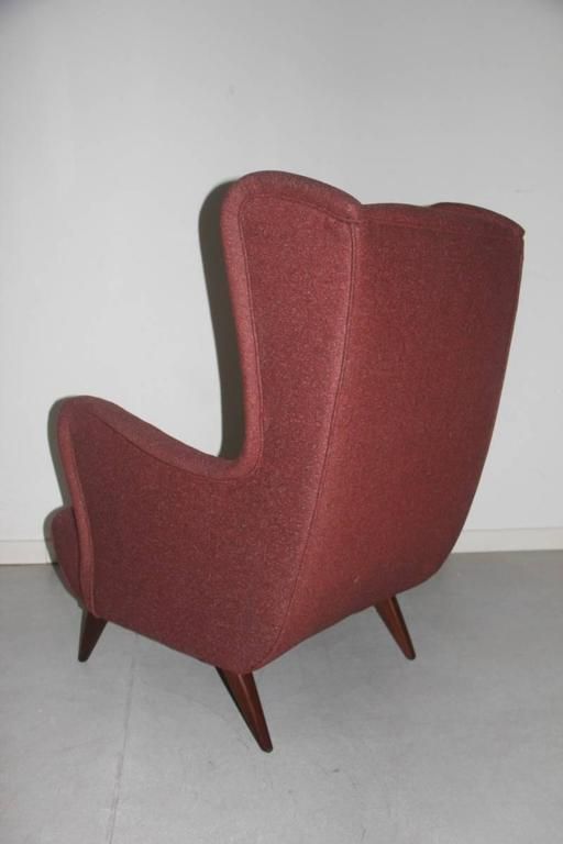 Italian 1950s Armchair Design And Exceptional Shape, Mid Century photo 3000.0