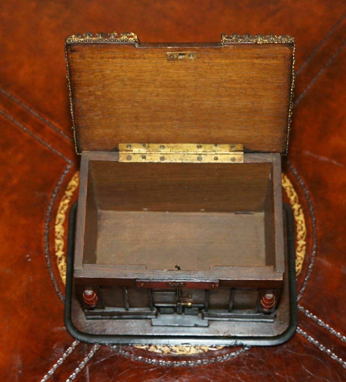 2350.0 Antique Circa 1900 French Cigar Box Modelled As A Pagoda Top Chinese Shop photo