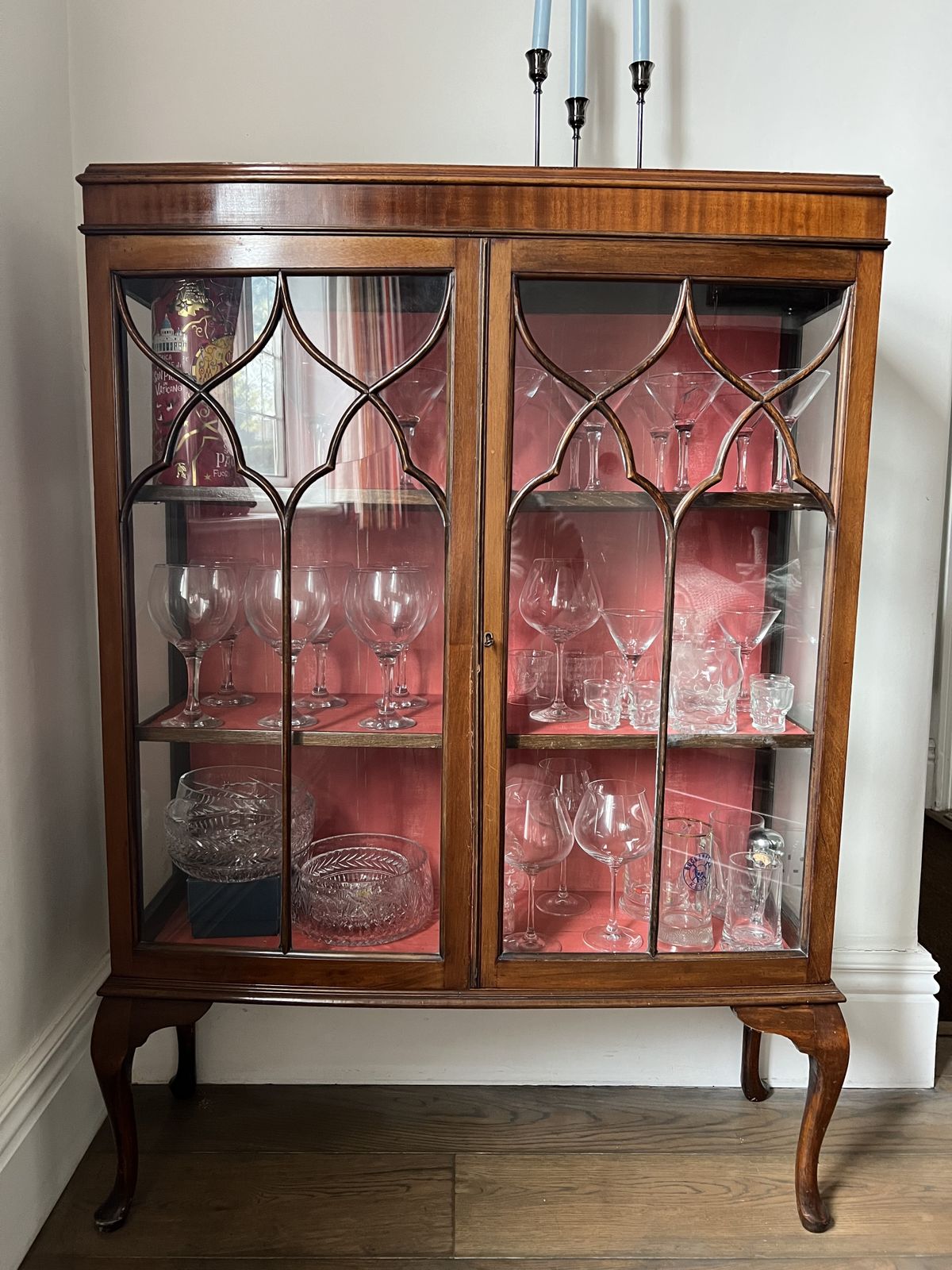 photo vinterior Edwardian Inlaid Glass And Mahogany Display Cabinet