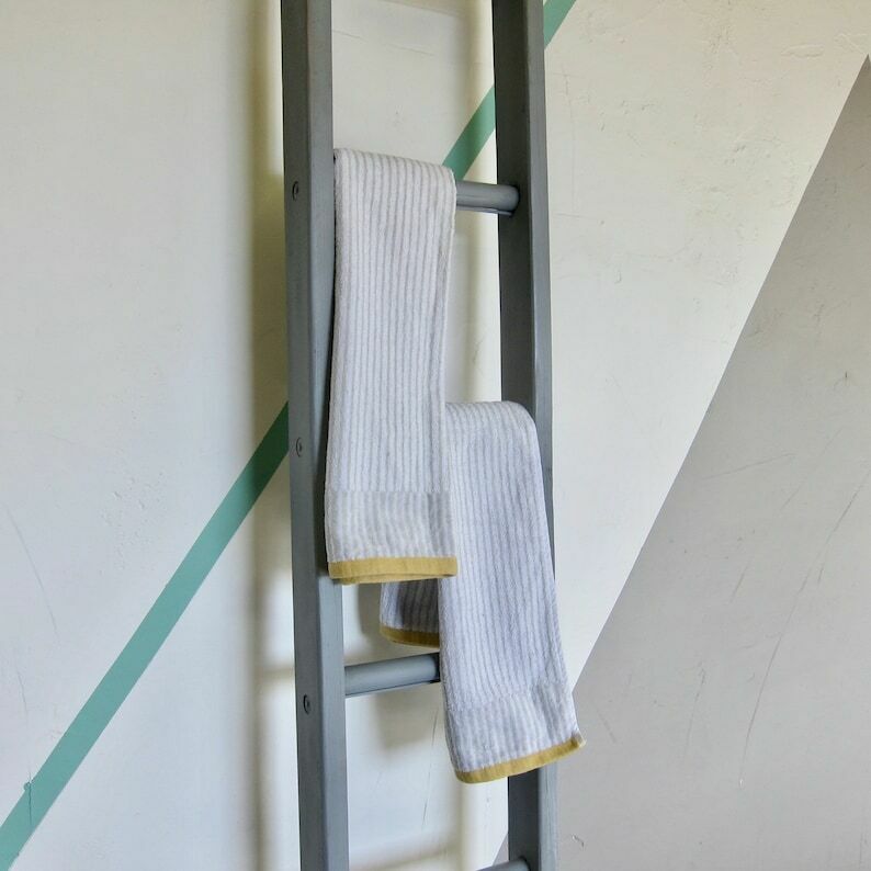 Vintage Towel Rail Ladder Rustic Reclaimed Pine Steps photo 99.0