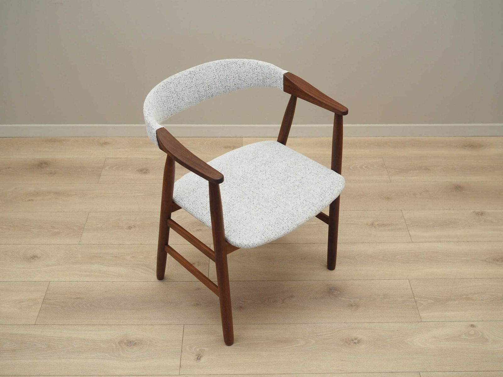 Teak Chair, Danish Design, 1970s, Production: Denmark photo vintage