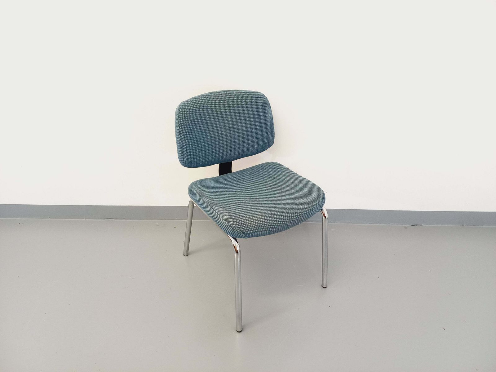 Fauteuil de bureau Vog en tissu, années 1970 photo for sale