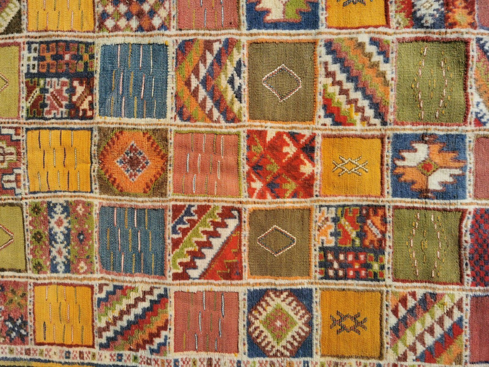 R49  Colourful Moroccan Berber Rug. Tribal Carpet Mad Of Camel Wool photo 445.0
