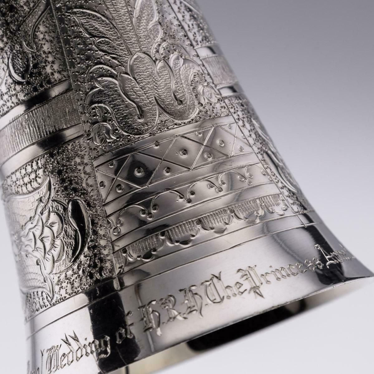 photo vintage 20th Century, Royal Wedding Solid Silver Wager Cup, London, C.1973