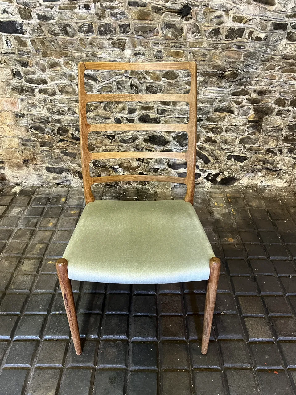 photo vintage Set Of Eight (8) Danish Jl Møller High Ladder Back Dining Chairs, 1960s