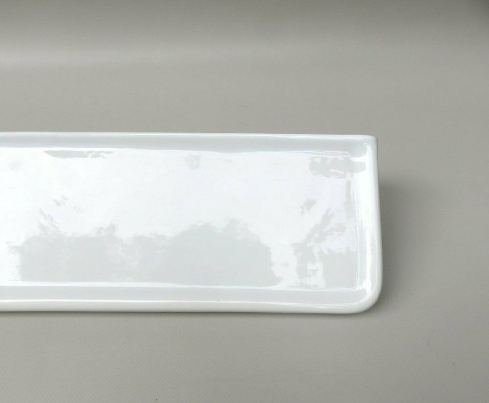 photo vintage Bathroom Tray Wall Console In Porcelain White, 1950s