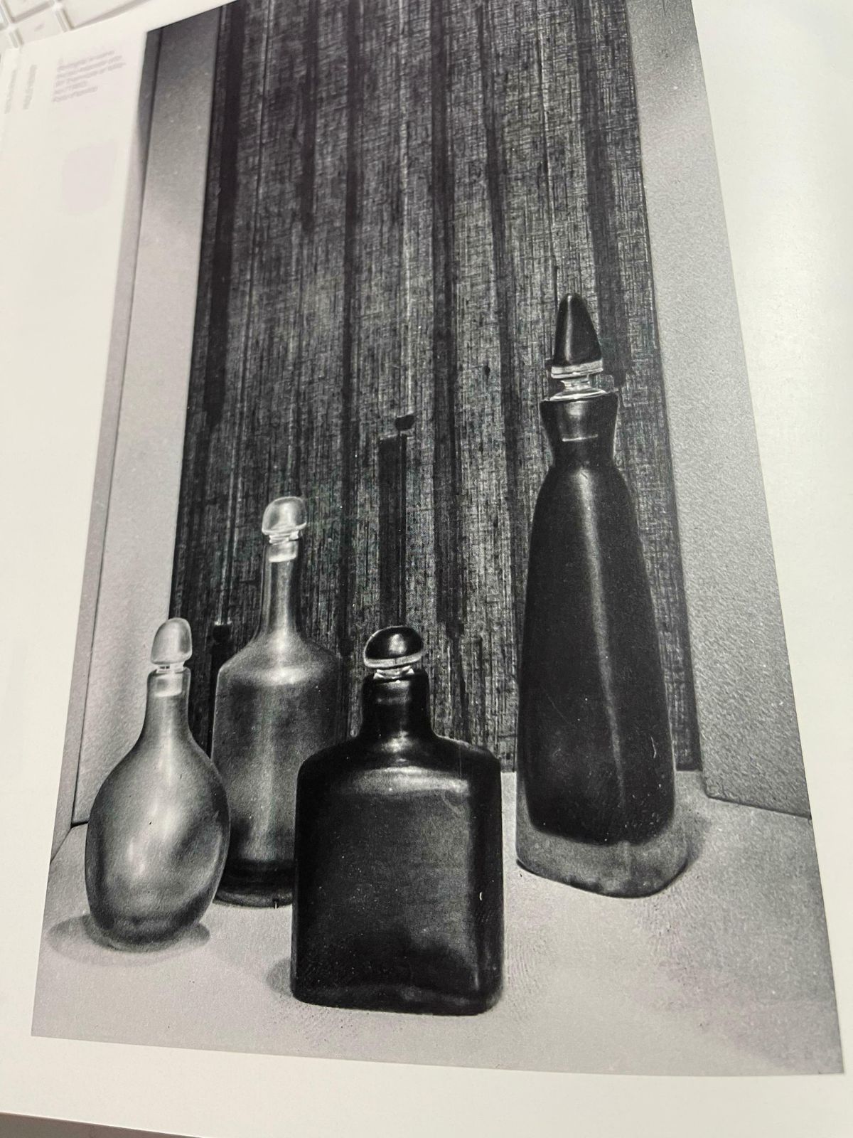photo furniture Bottle Paolo Venini 1950 Blu Color Murano Art Glass Serie Inciso Made In Italy