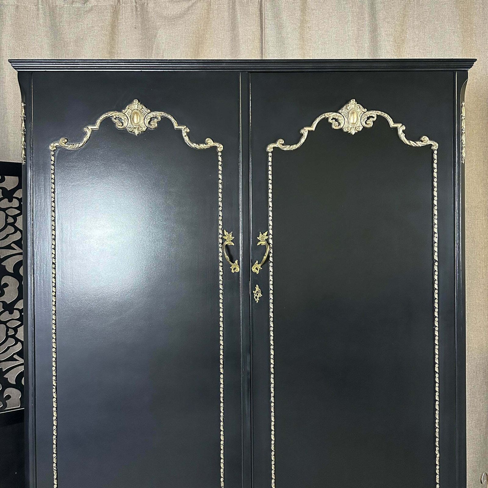 Painted Double Wardrobe Olympus Furniture French Style Wardrobe Black & Gold photo 1245.0