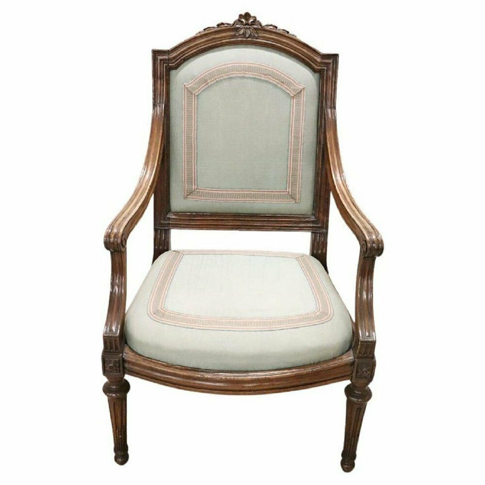 Antique Armchair In Walnut, 18th Century
