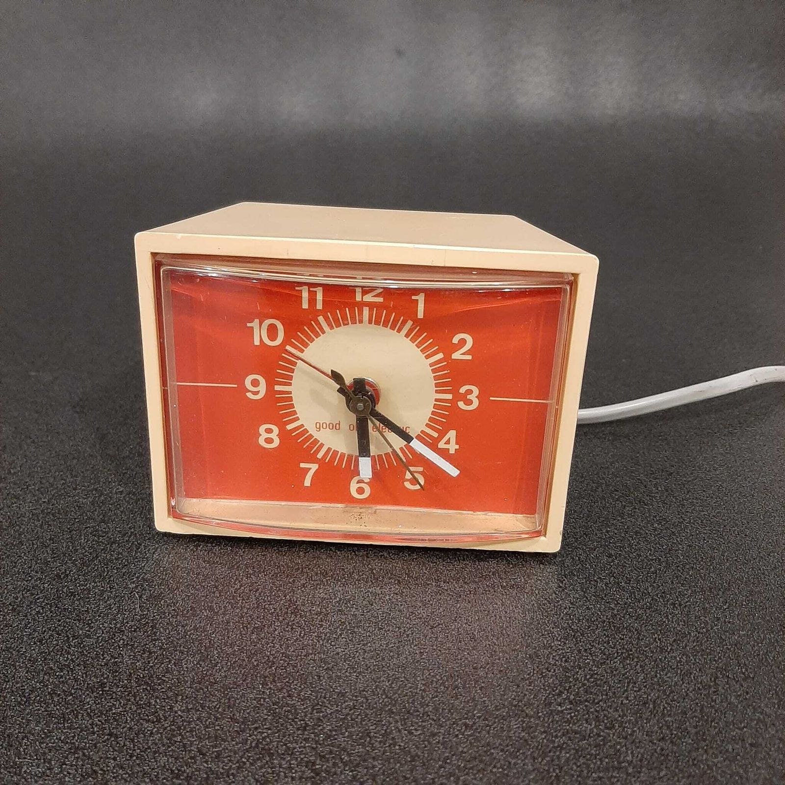 Vintage Electrical Table Clock