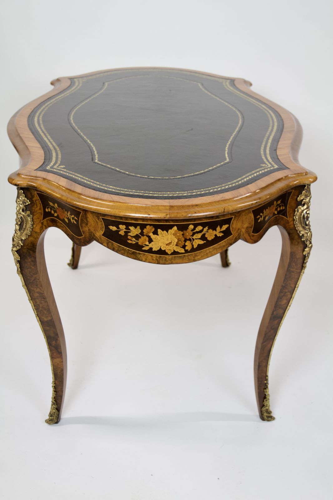 Fine C19th  French Kingwood & Marquetry Bureau Plat photo for sale