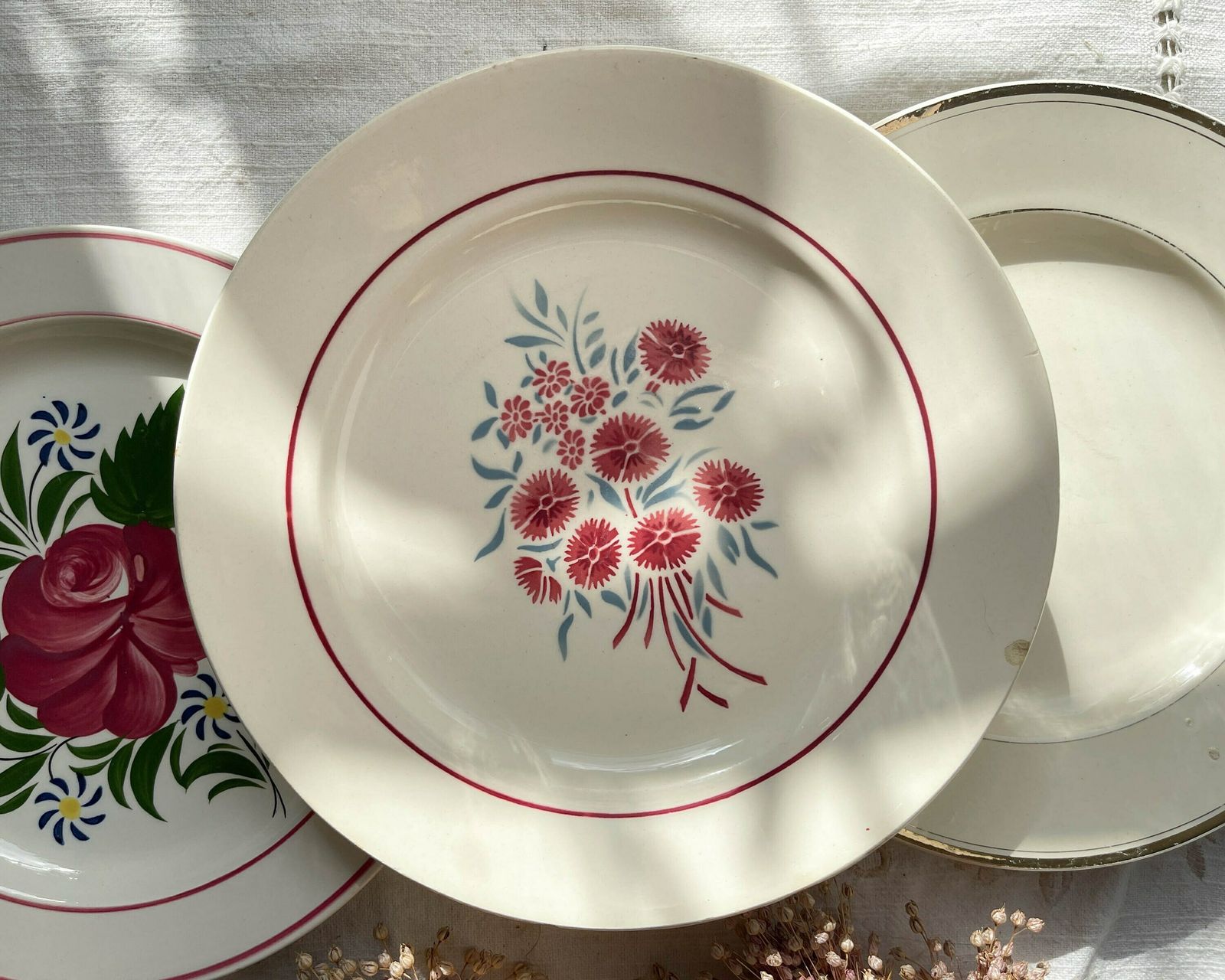 6 Assiettes Vintage Dépareillées Motif Fleuri   Assiettes Vintage Esprit Champêtre   Sarreguemines   Badonvillier   Moulin Des Loups photo buy