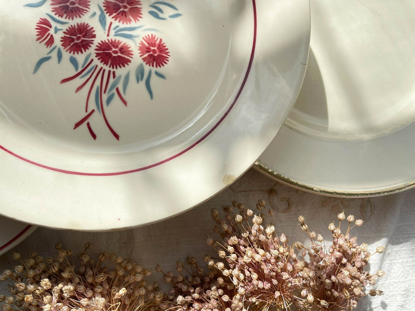 photo furniture 6 Assiettes Vintage Dépareillées Motif Fleuri   Assiettes Vintage Esprit Champêtre   Sarreguemines   Badonvillier   Moulin Des Loups