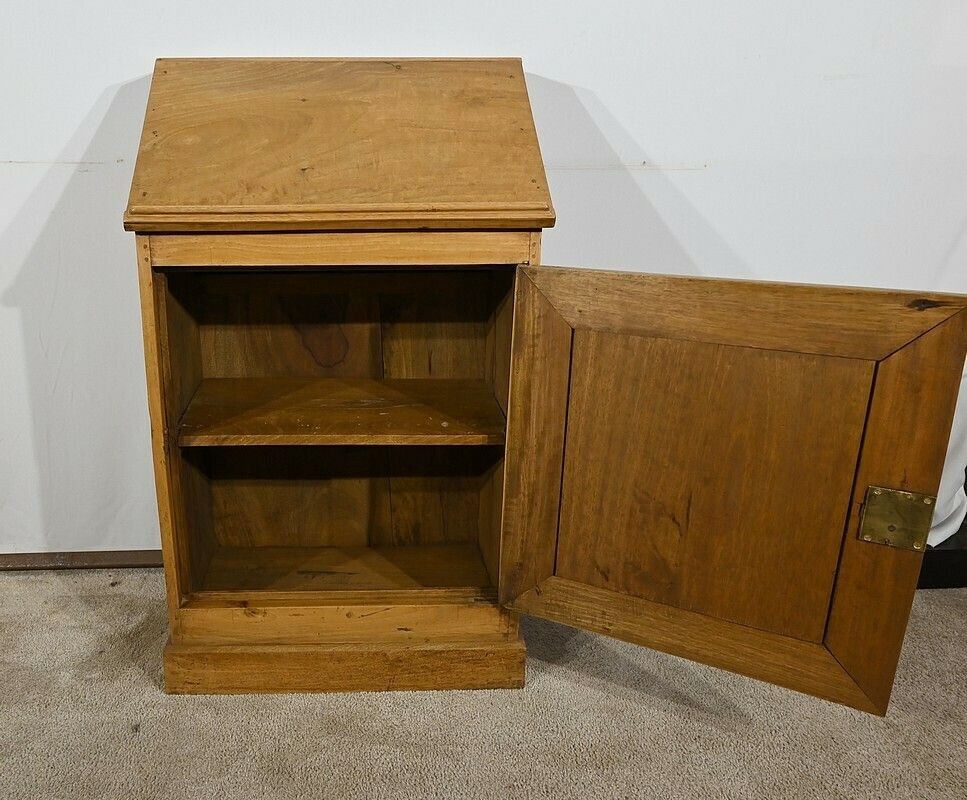 photo vinterior Small Piece Of Furniture – 1st Part 19th Century