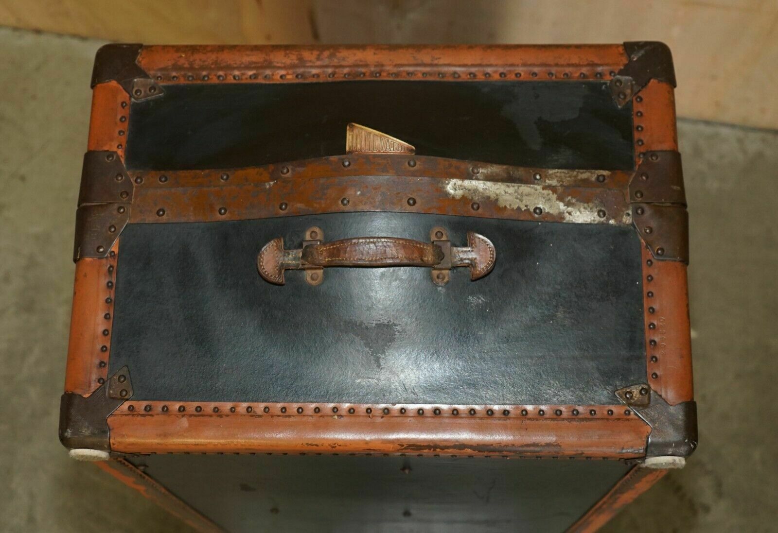 1350.0 Antique Brown Leather Innovation Company Wardrobe Steamer Trunk Coffee Table photo