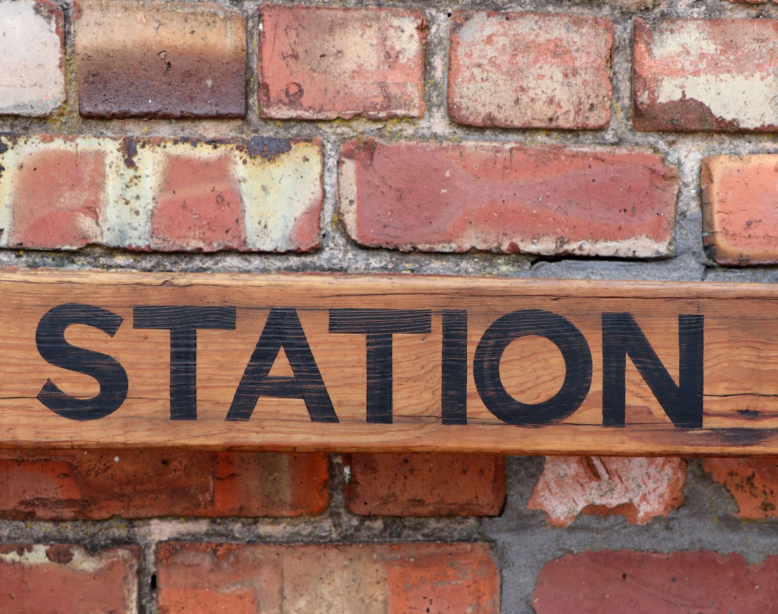 Furniture A Lovely Quality Wooden Railway Bench, Later Sign Written For Hogsmeade Station. photo