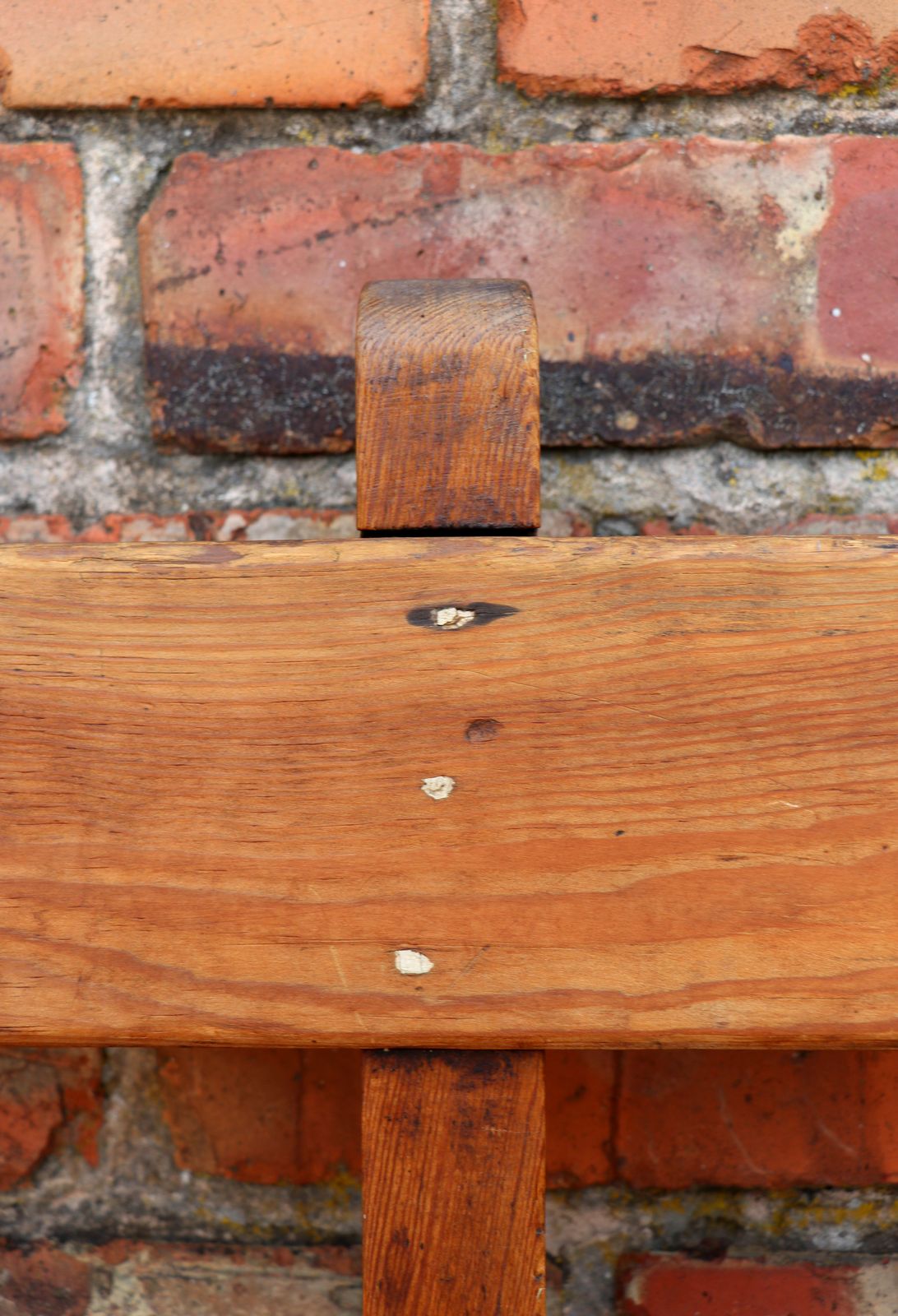 275.0 A Lovely Quality Wooden Railway Bench, Later Sign Written For Hogsmeade Station. photo