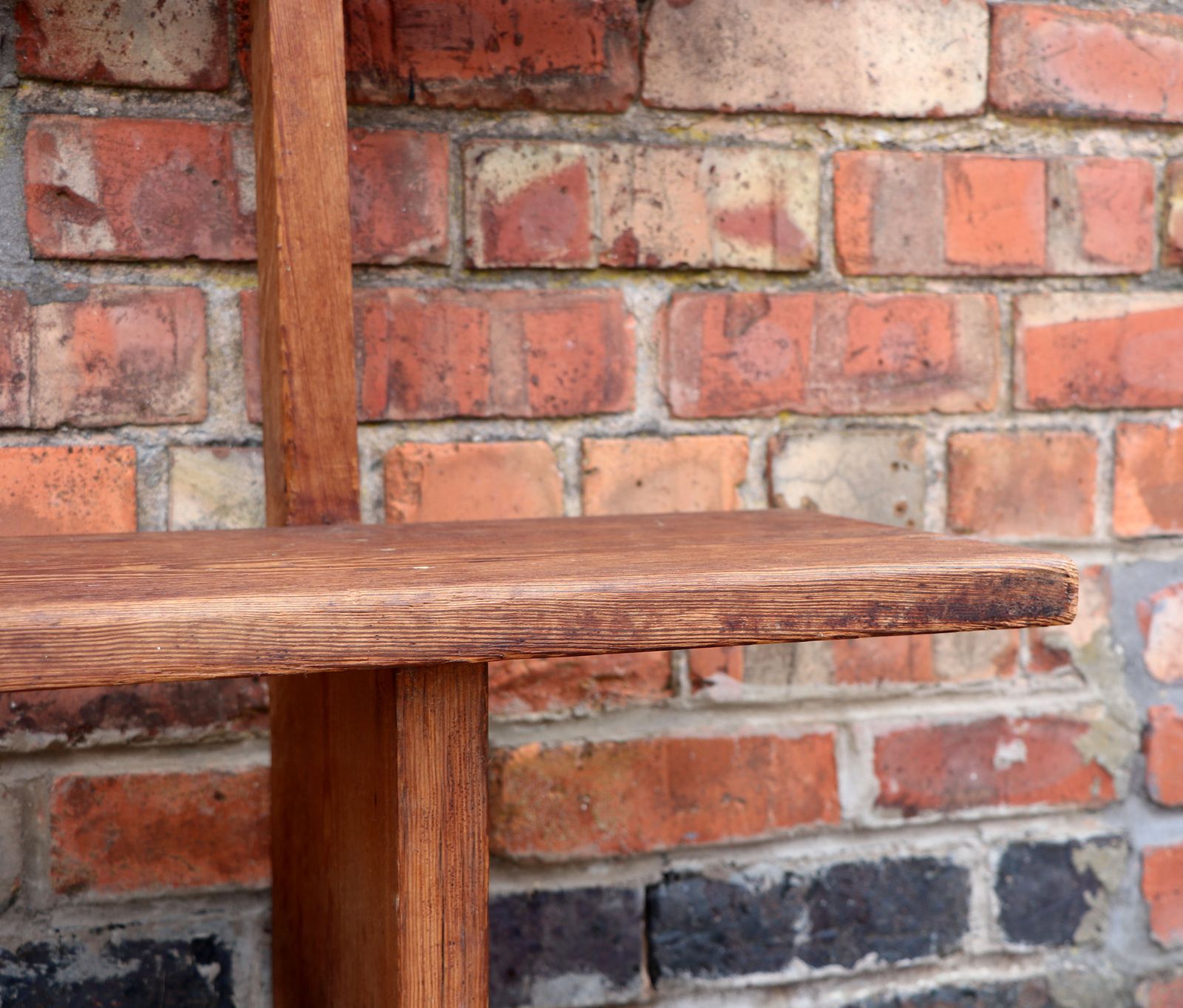 photo vintage A Lovely Quality Wooden Railway Bench, Later Sign Written For Hogsmeade Station.