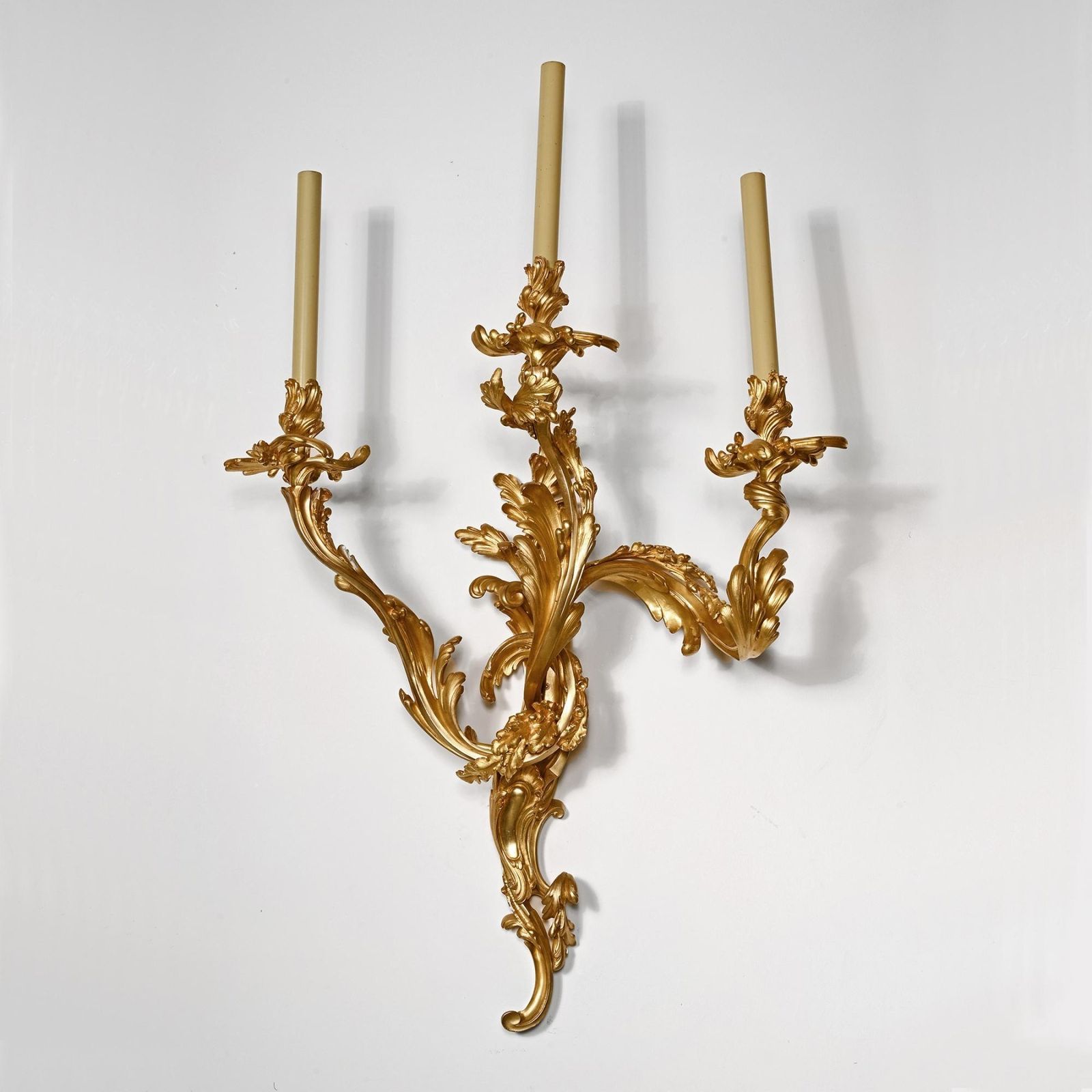 Exceptional Pair Of Large 19th Century French Three Branch Ormolu Wall Lights Or Appliqués photo vinterior