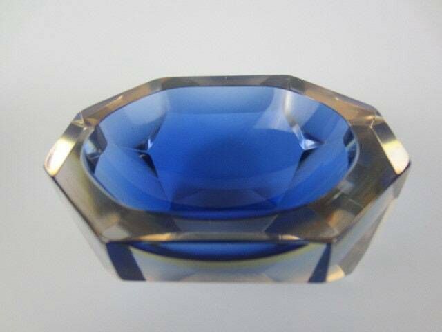 Murano Crystal Glass 4 X Sommerso Faceted Sculptural Bowl By Flavio Poli, 60s photo vinterior