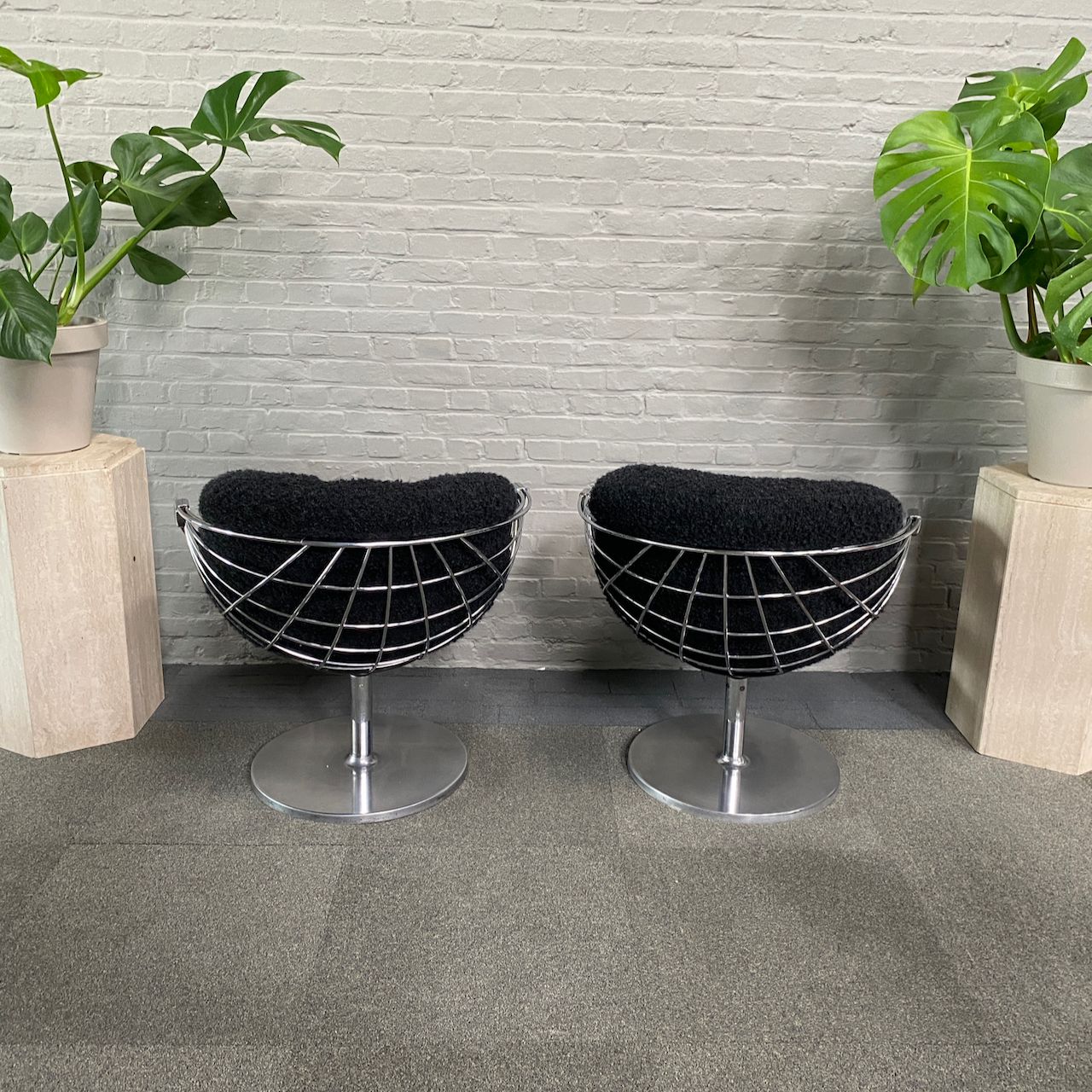Pair Atomic Ball Chairs By Rudi Verelst For Novalux   Belgium 1974 photo for sale