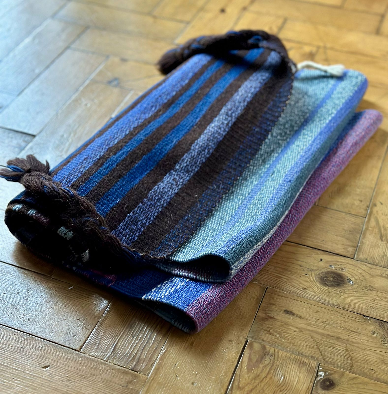 photo furniture Vintage Scandinavian Finnish Handmade Woollen Wall Hanging Circa 1970's
