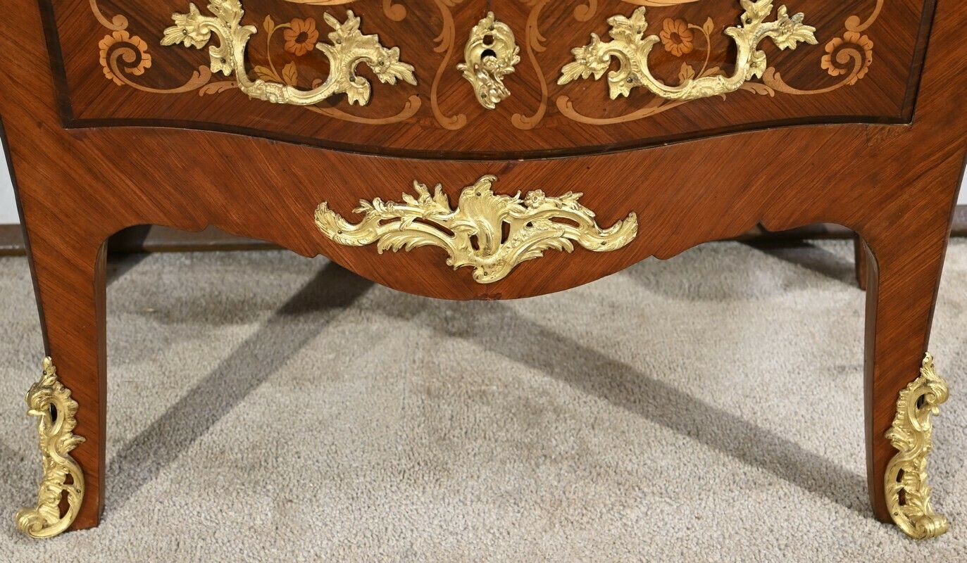 photo vintage Small Commode Tomb In Rosewood And Violet Wood, Louis XIV Louis XV Transition Style – Early 20th Century