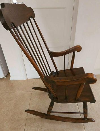 photo furniture Beautiful 1950's Oak Rocking Chair