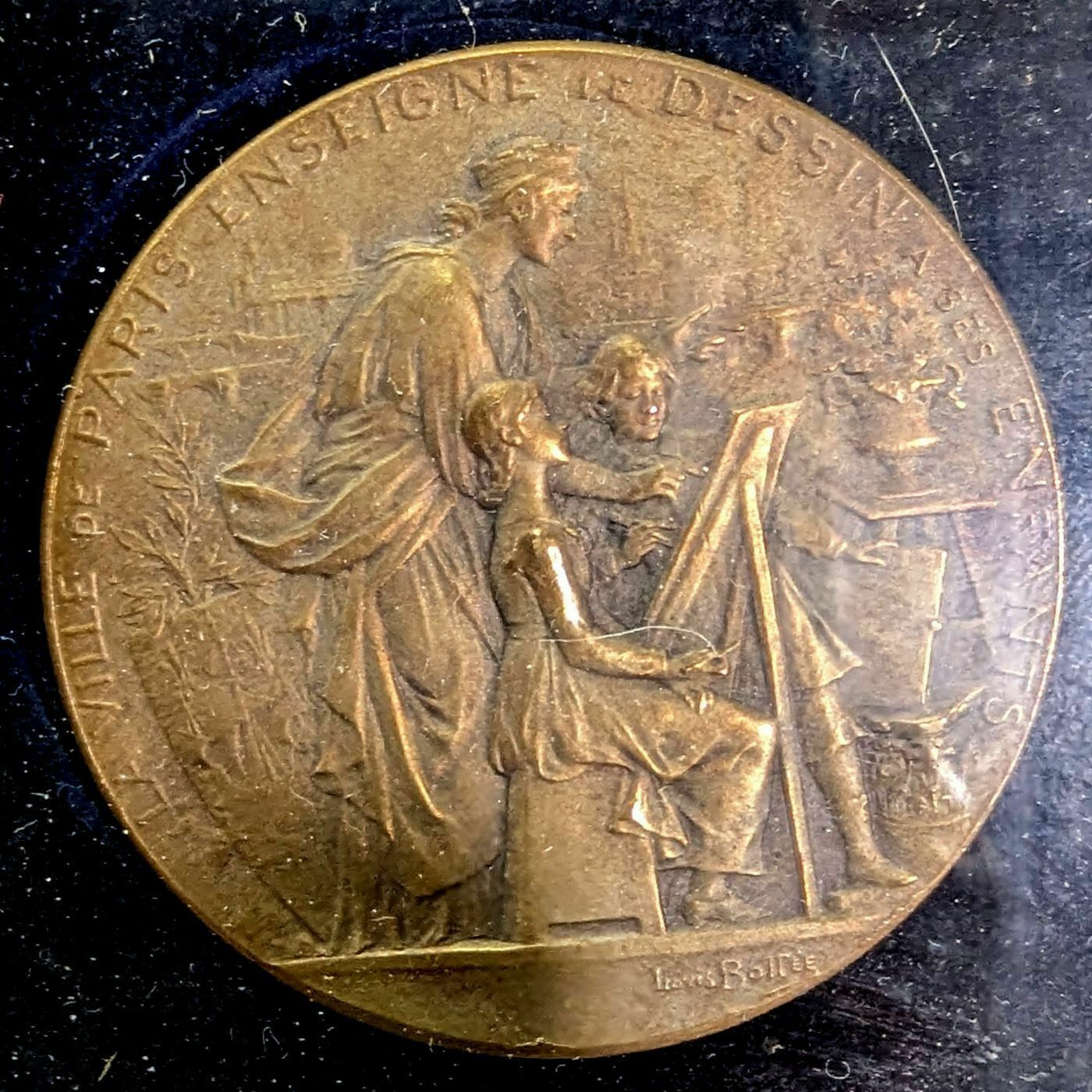 photo vinterior Collection Of Bronze And Silver Medals