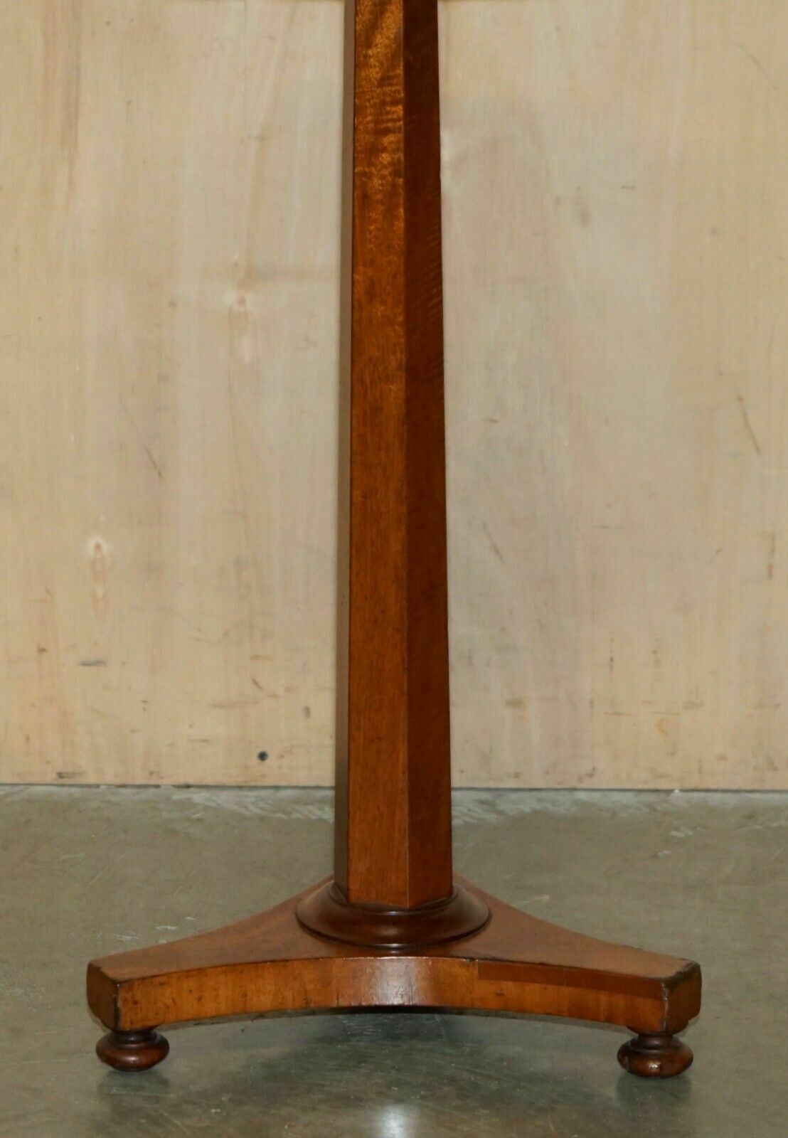Antique Restored William IV 1830 Walnut Occasional Side End Wine Lamp Table photo vinterior