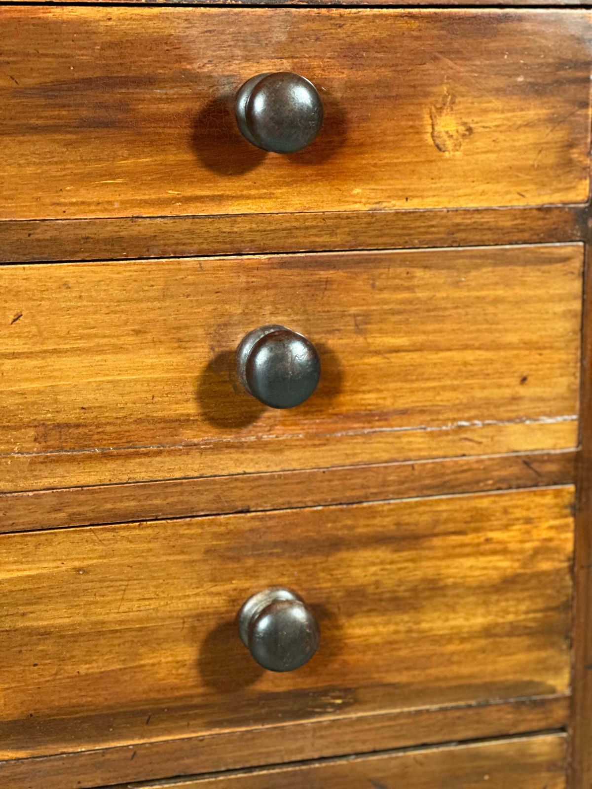 Antique Mahogany Bank Of Drawers photo vinterior