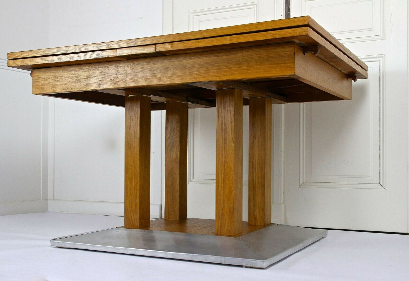 photo vinterior 20th Century Extendable Oakwood Dining Table By Josef Hoffmann, At Ca. 1905