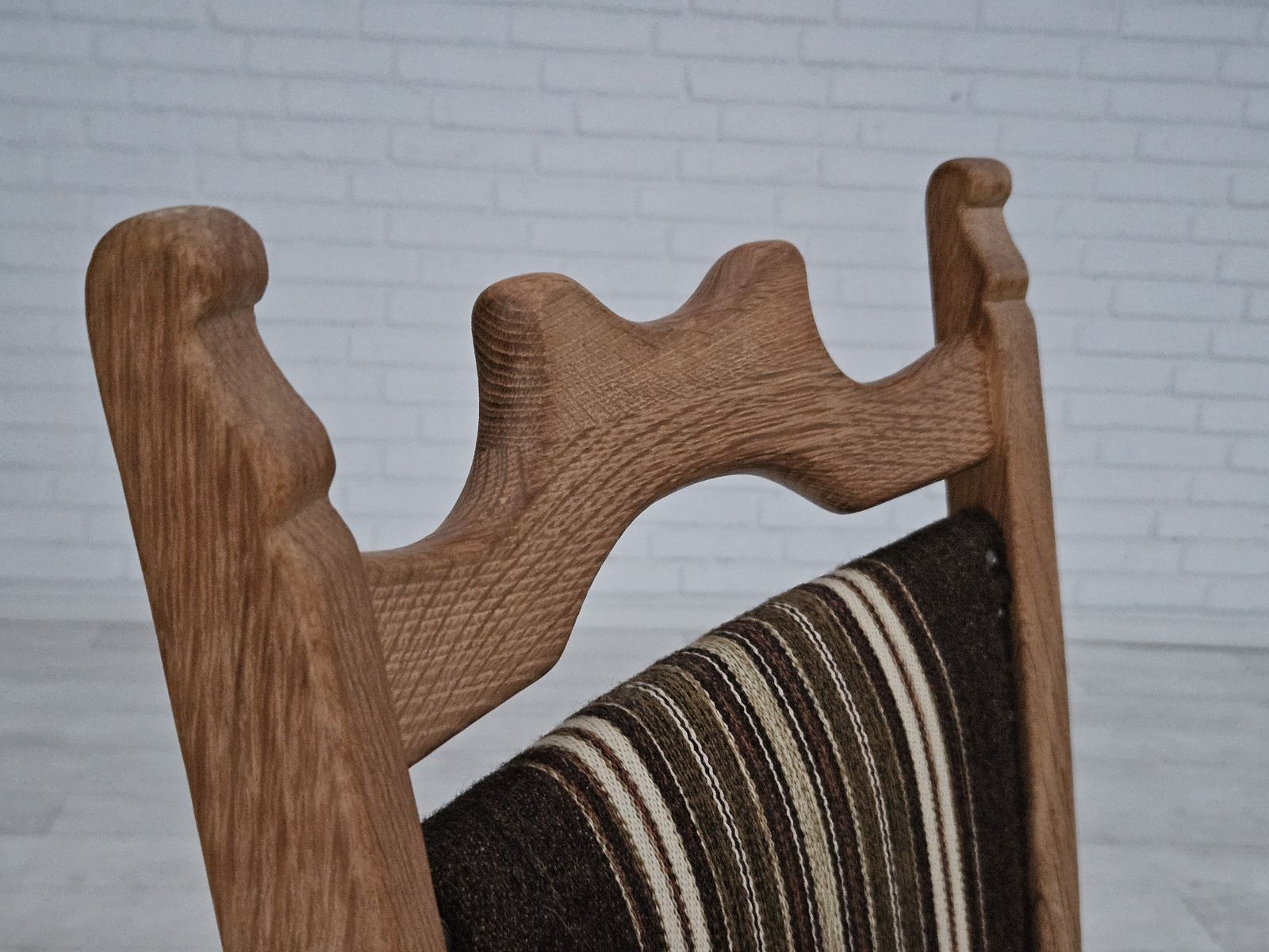 photo furniture 1970s, Set 6 Pcs Of Danish Dinning Chairs, Original Very Good Condition, Oak Wood.