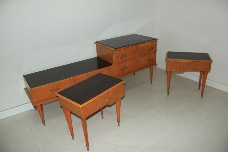 Chest Of Drawers With Italian 1950 Bedside Tables In Elm And Brass photo vinterior