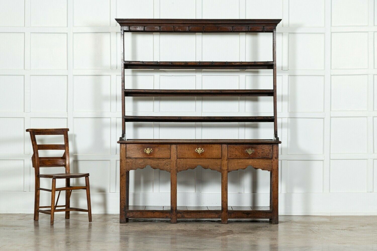 English George III Oak Potboard Dresser photo for sale
