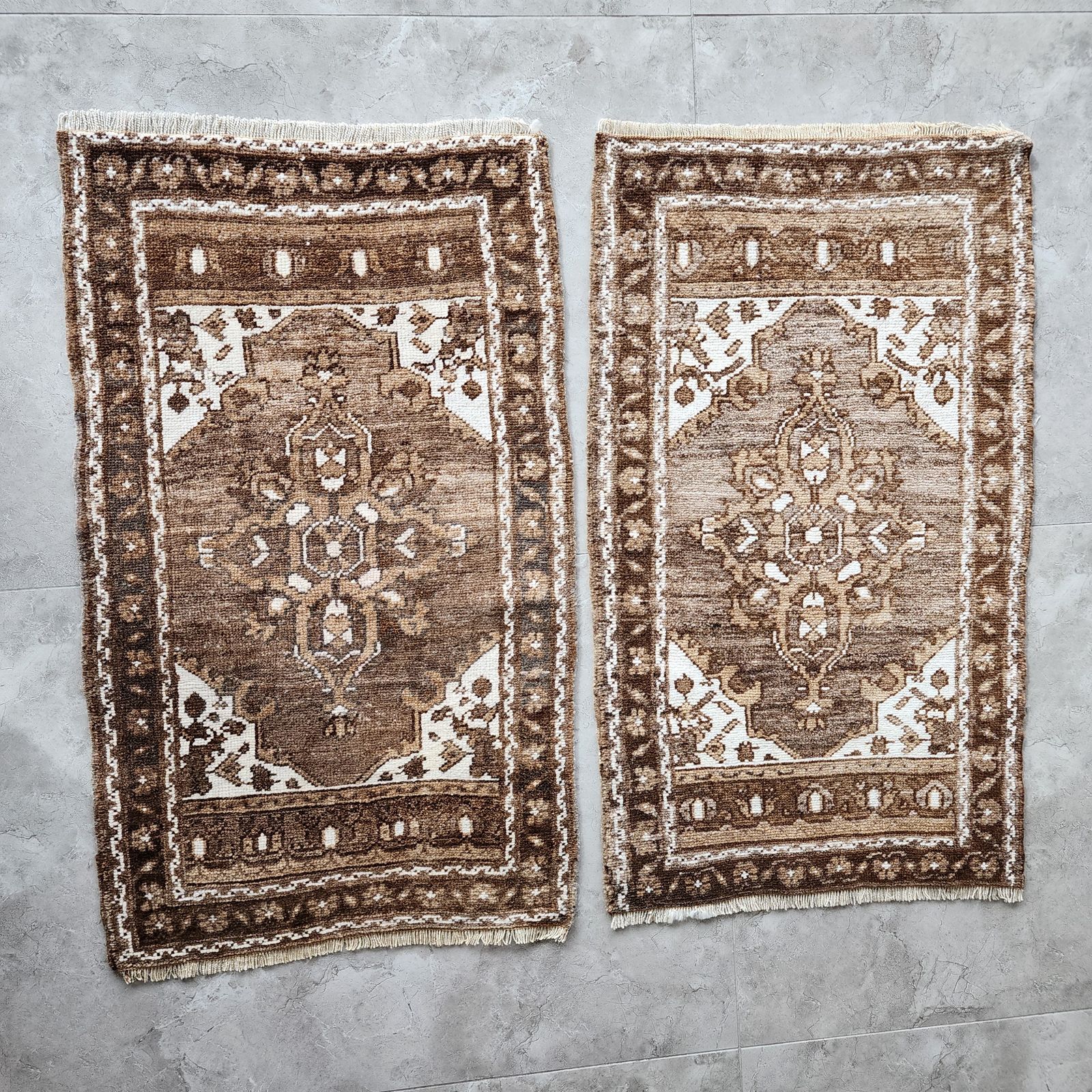 1960s Traditional Handwoven Oushak Wool Yastik Bath Mats   A Pair