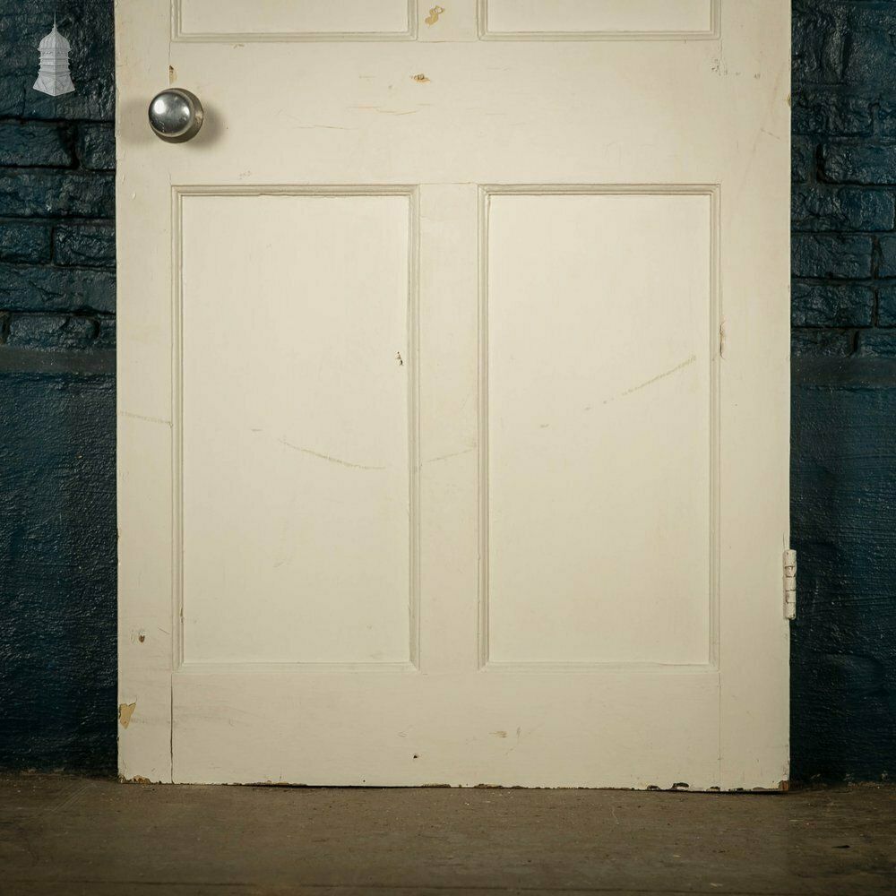photo vinterior Pine Panelled Door, Moulded 4 Panel, White Painted