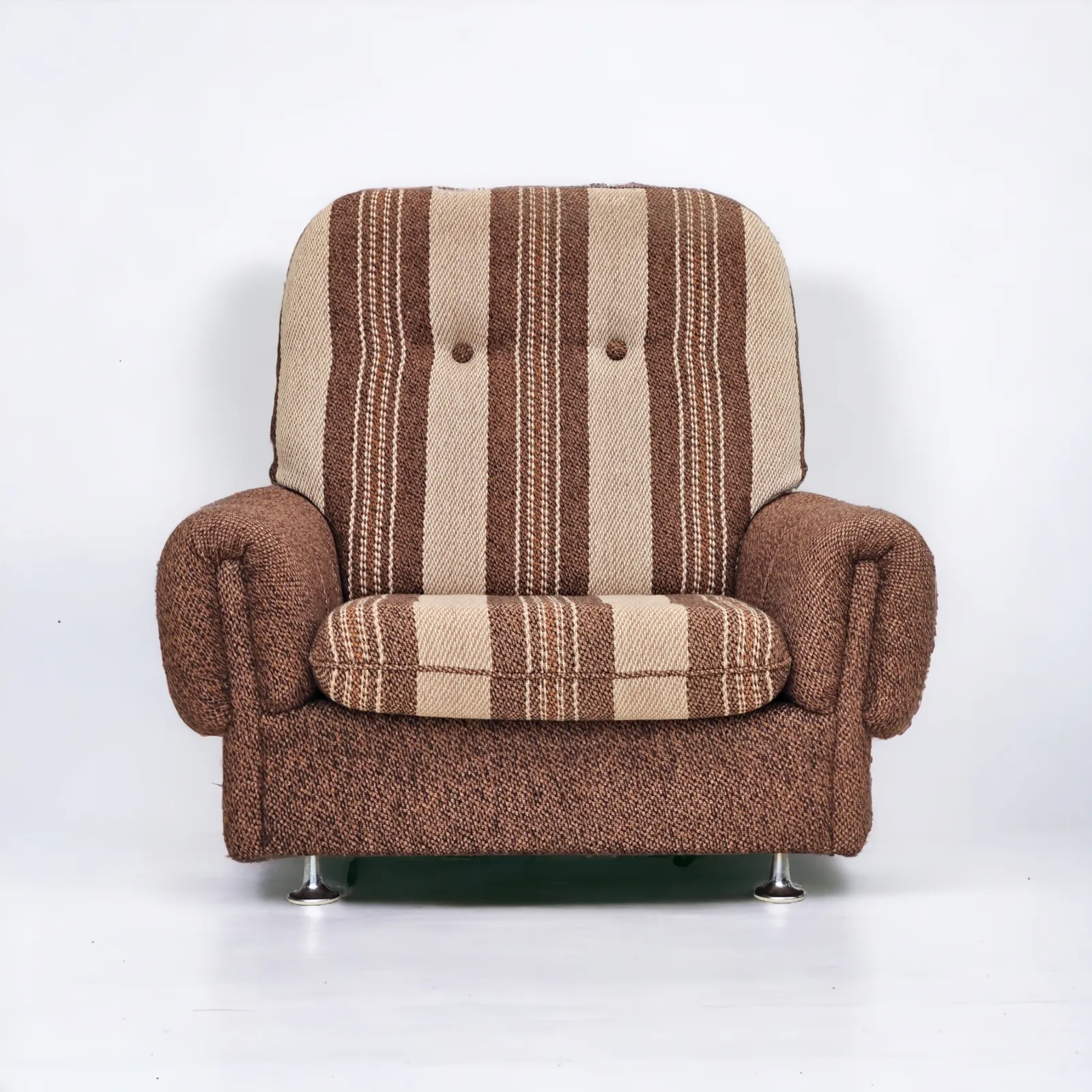 1970s, Danish Relax Chair, Original Wool Upholstery, Very Good Condition.