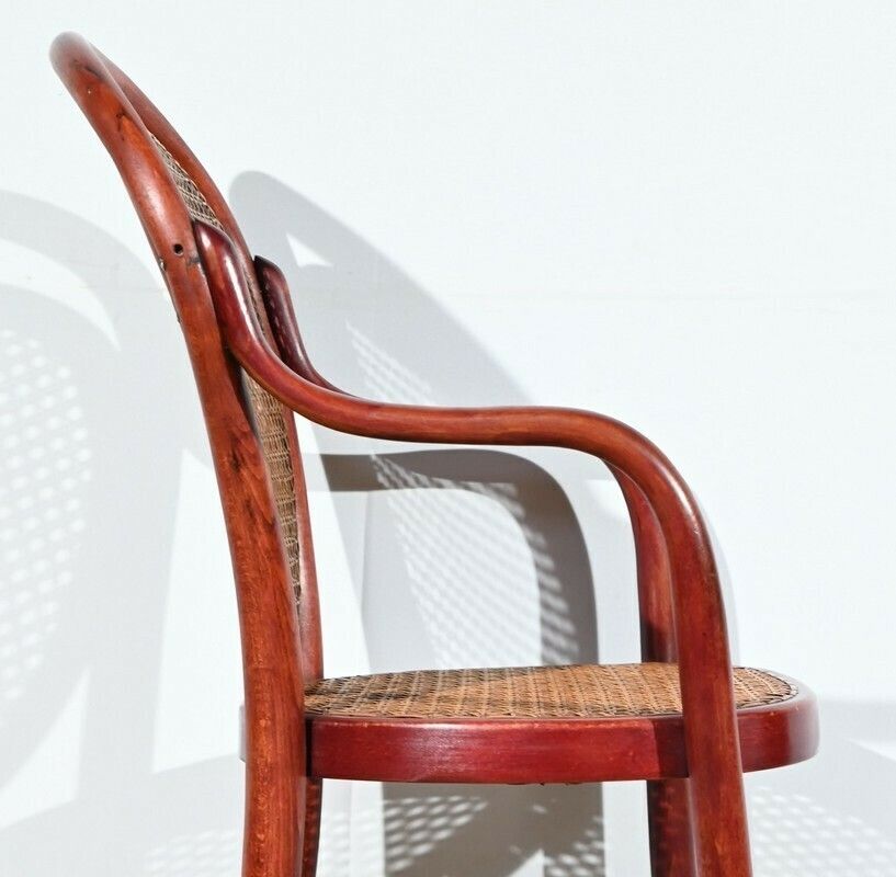 photo vintage Children's High Chair N°12303 In Beech, Stamped Thonet   Early 20th Century
