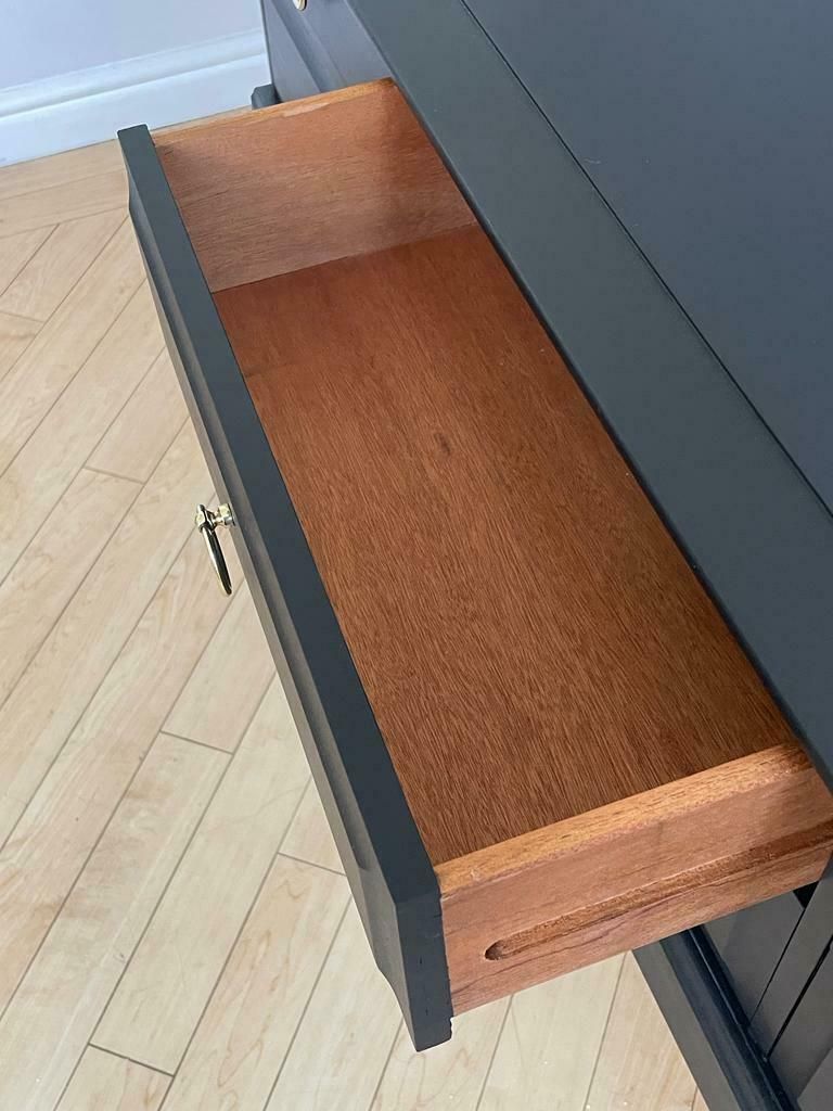 Stag Console photo 465.0