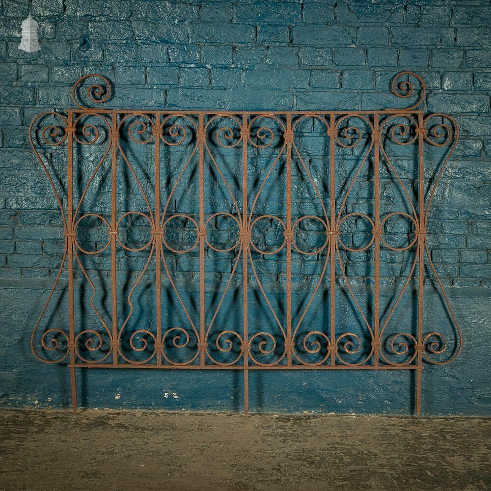 Wall Top Railing, Wrought Iron Scroll Design Panel